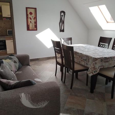 Timar Apartman Eger Zewnętrze zdjęcie