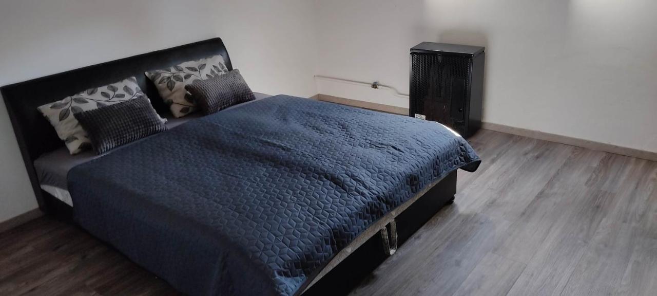 Timar Apartman Eger Zewnętrze zdjęcie